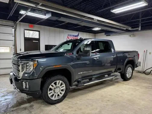 2020 GMC Sierra 3500HD Denali 4WD photo