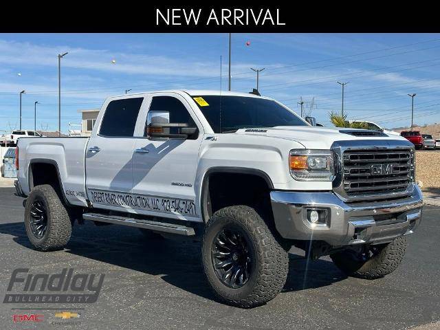 2019 GMC Sierra 2500HD SLT 4WD photo