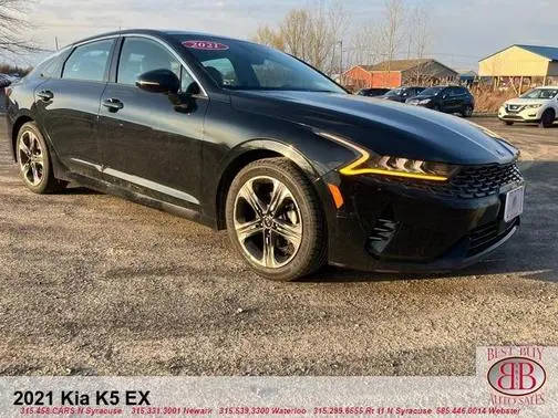 2021 Kia K5 EX FWD photo