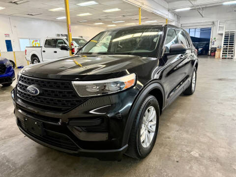 2020 Ford Explorer Base RWD photo