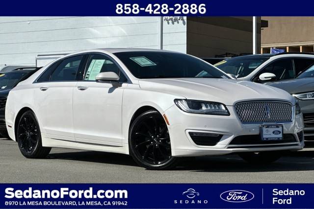 2020 Lincoln MKZ Reserve FWD photo