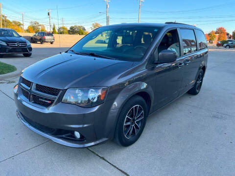 2019 Dodge Grand Caravan GT FWD photo