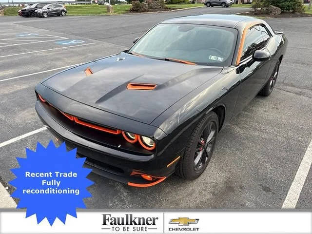2020 Dodge Challenger SXT AWD photo