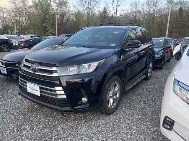 2017 Toyota Highlander Limited AWD photo