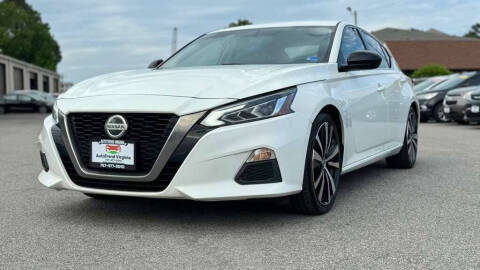 2019 Nissan Altima 2.5 SR FWD photo