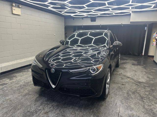 2020 Alfa Romeo Stelvio Ti Sport AWD photo