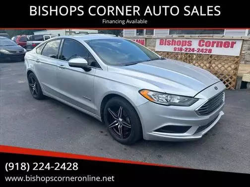 2017 Ford Fusion Hybrid SE FWD photo