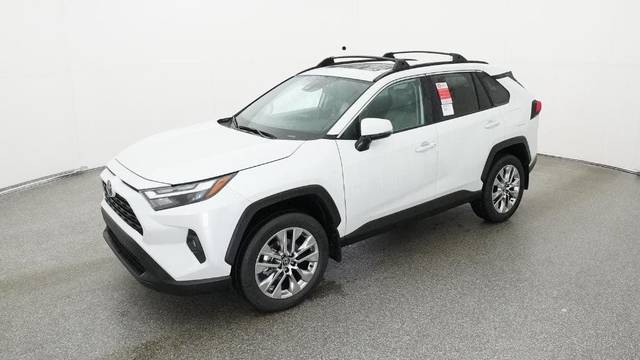 2020 Toyota RAV4 LE FWD photo