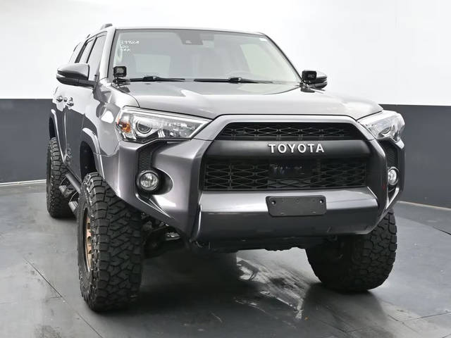 2020 Toyota 4Runner SR5 Premium 4WD photo