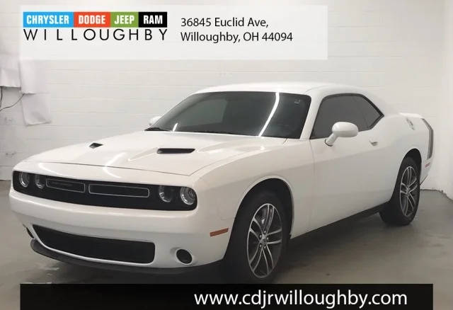 2019 Dodge Challenger SXT AWD photo