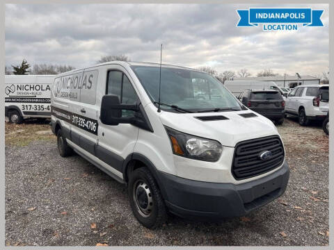 2017 Ford Transit Van  RWD photo