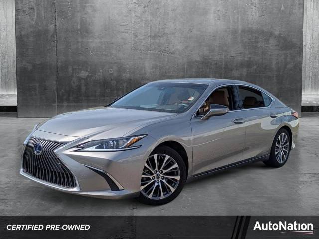 2020 Lexus ES ES 300h FWD photo
