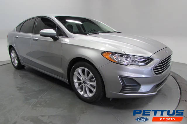 2020 Ford Fusion SE FWD photo