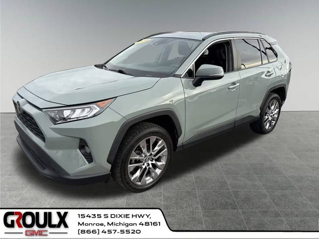 2020 Toyota RAV4 XLE Premium FWD photo