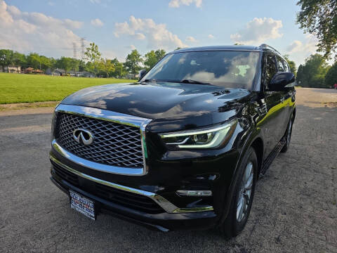 2019 Infiniti QX80 LUXE 4WD photo