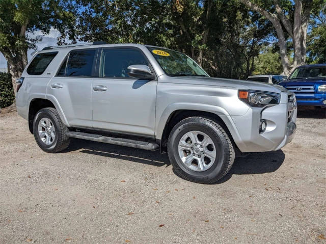 2020 Toyota 4Runner SR5 RWD photo