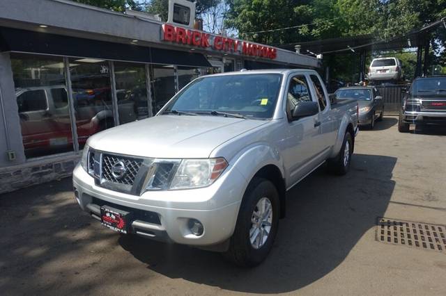 2015 Nissan Frontier SV 4WD photo