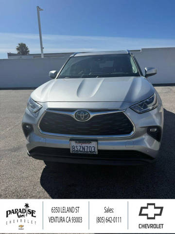 2020 Toyota Highlander Hybrid Limited FWD photo