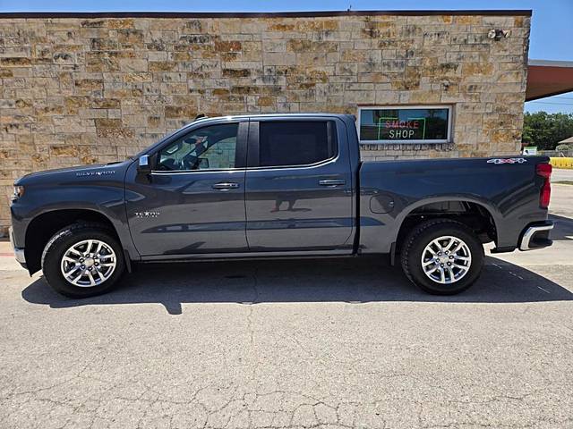2020 Chevrolet Silverado 1500 LT 4WD photo