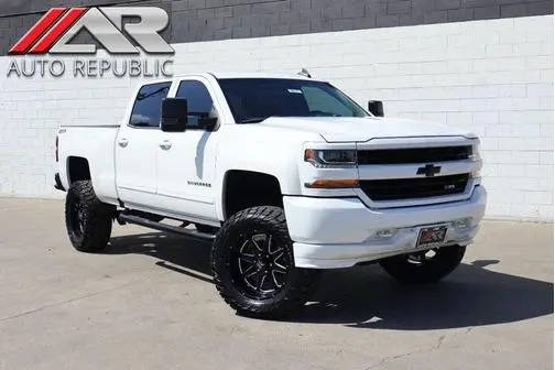 2017 Chevrolet Silverado 1500 LT 4WD photo