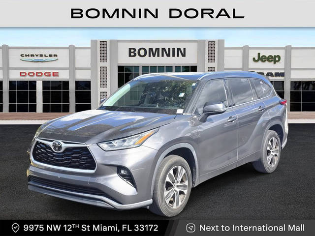 2020 Toyota Highlander XLE FWD photo