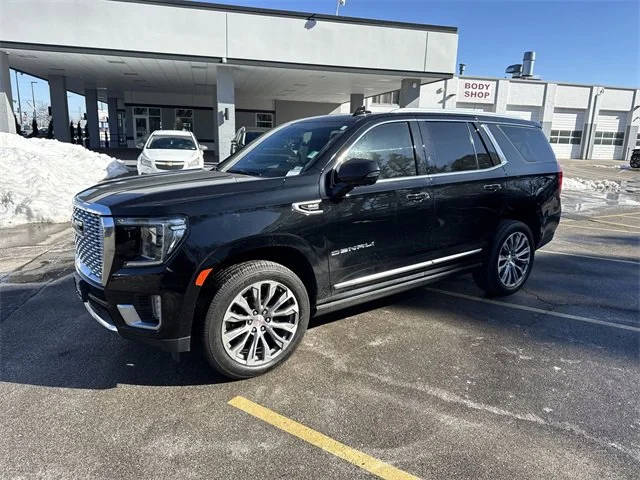 2021 GMC Yukon Denali 4WD photo