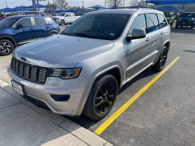 2020 Jeep Grand Cherokee Altitude RWD photo