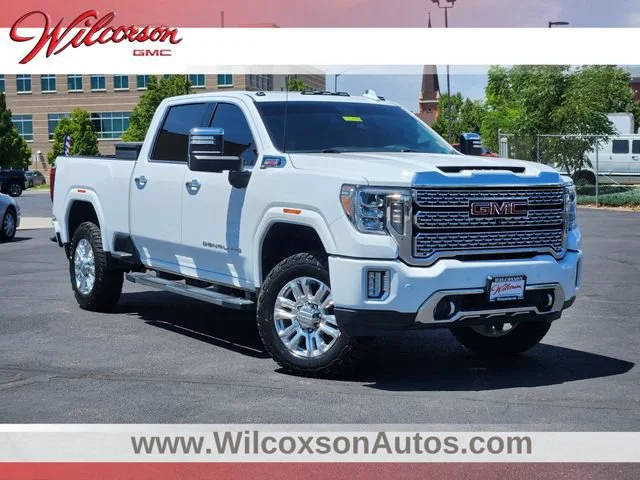 2020 GMC Sierra 2500HD Denali 4WD photo