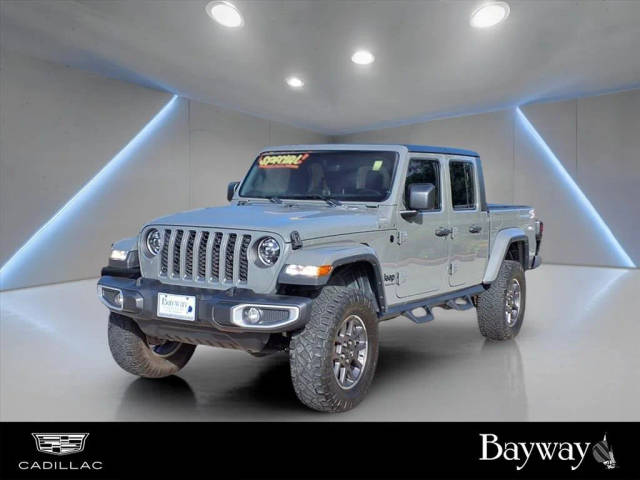 2020 Jeep Gladiator Altitude 4WD photo