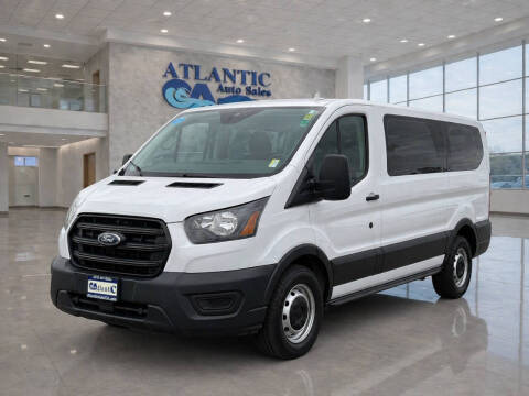 2020 Ford Transit Passenger Wagon XL RWD photo