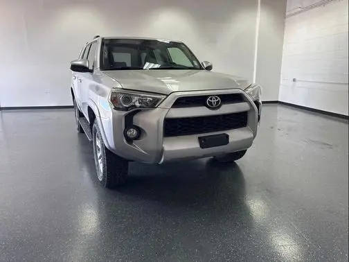 2019 Toyota 4Runner SR5 4WD photo