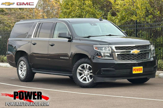2019 Chevrolet Suburban LT 4WD photo