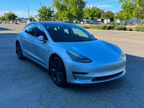 2018 Tesla Model 3 Long Range Battery RWD photo
