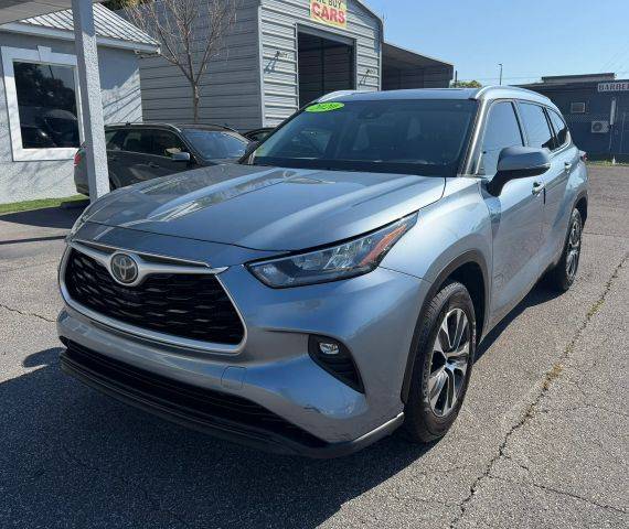 2020 Toyota Highlander XLE FWD photo