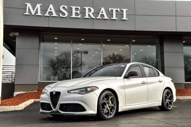 2020 Alfa Romeo Giulia Ti Sport AWD photo