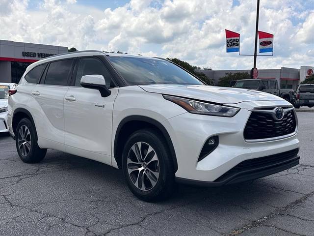 2020 Toyota Highlander Hybrid XLE FWD photo