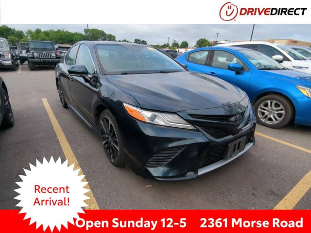 2020 Toyota Camry XSE FWD photo