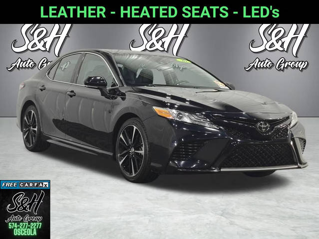 2020 Toyota Camry XSE FWD photo