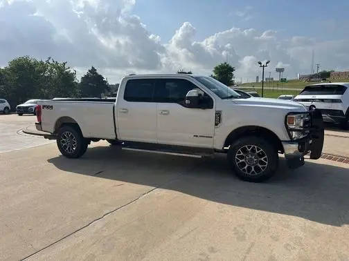 2020 Ford F-350 Super Duty LARIAT 4WD photo