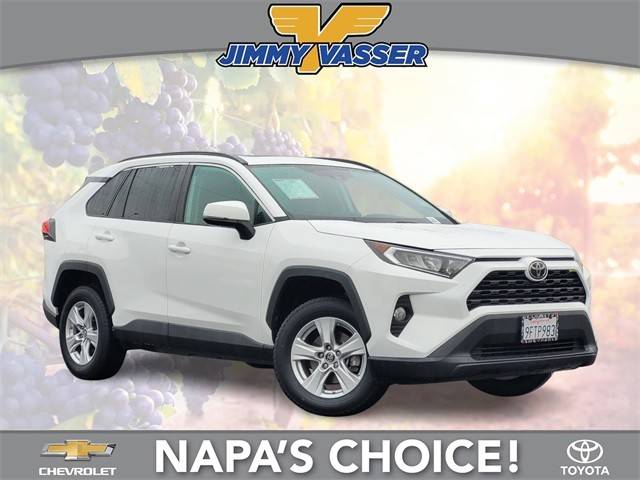 2019 Toyota RAV4 XLE AWD photo