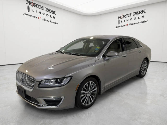 2020 Lincoln MKZ Standard FWD photo