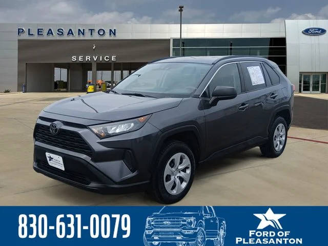 2020 Toyota RAV4 LE FWD photo