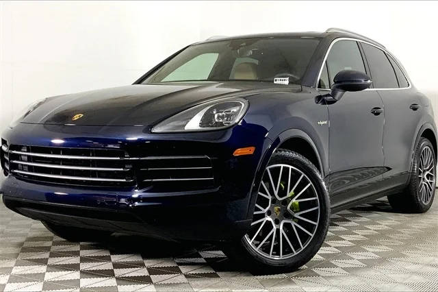 2020 Porsche Cayenne E-Hybrid AWD photo