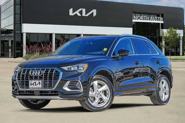 2020 Audi Q3 Premium AWD photo