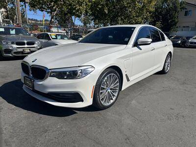 2018 BMW 5 Series 530e iPerformance RWD photo