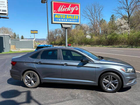 2020 Volkswagen Jetta R-Line FWD photo