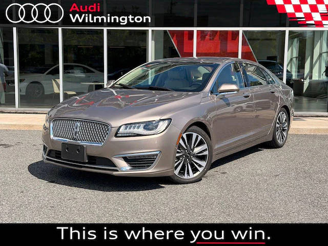2020 Lincoln MKZ Reserve AWD photo