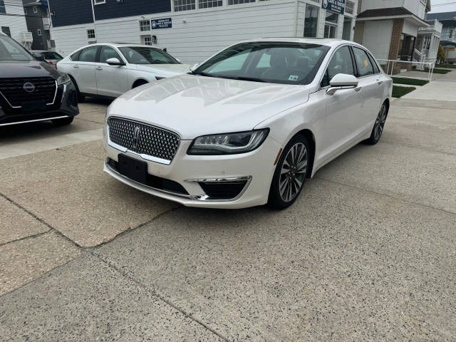 2020 Lincoln MKZ Reserve AWD photo