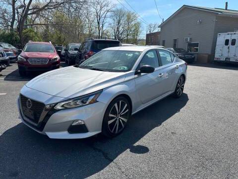 2019 Nissan Altima 2.5 SR FWD photo
