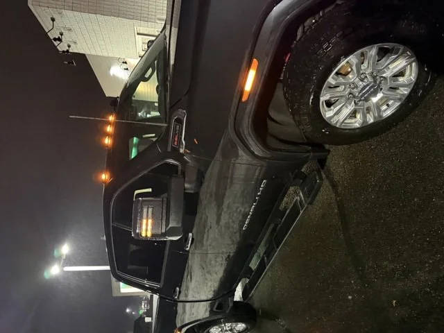 2020 GMC Sierra 2500HD Denali 4WD photo